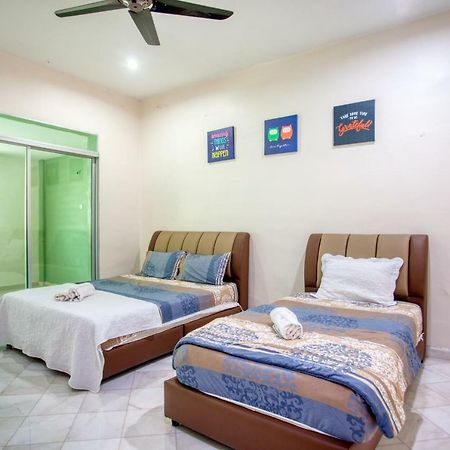 Gunung View Homestay 10 To 12 Pax Near Sunway Tambun Ipoh Exteriér fotografie