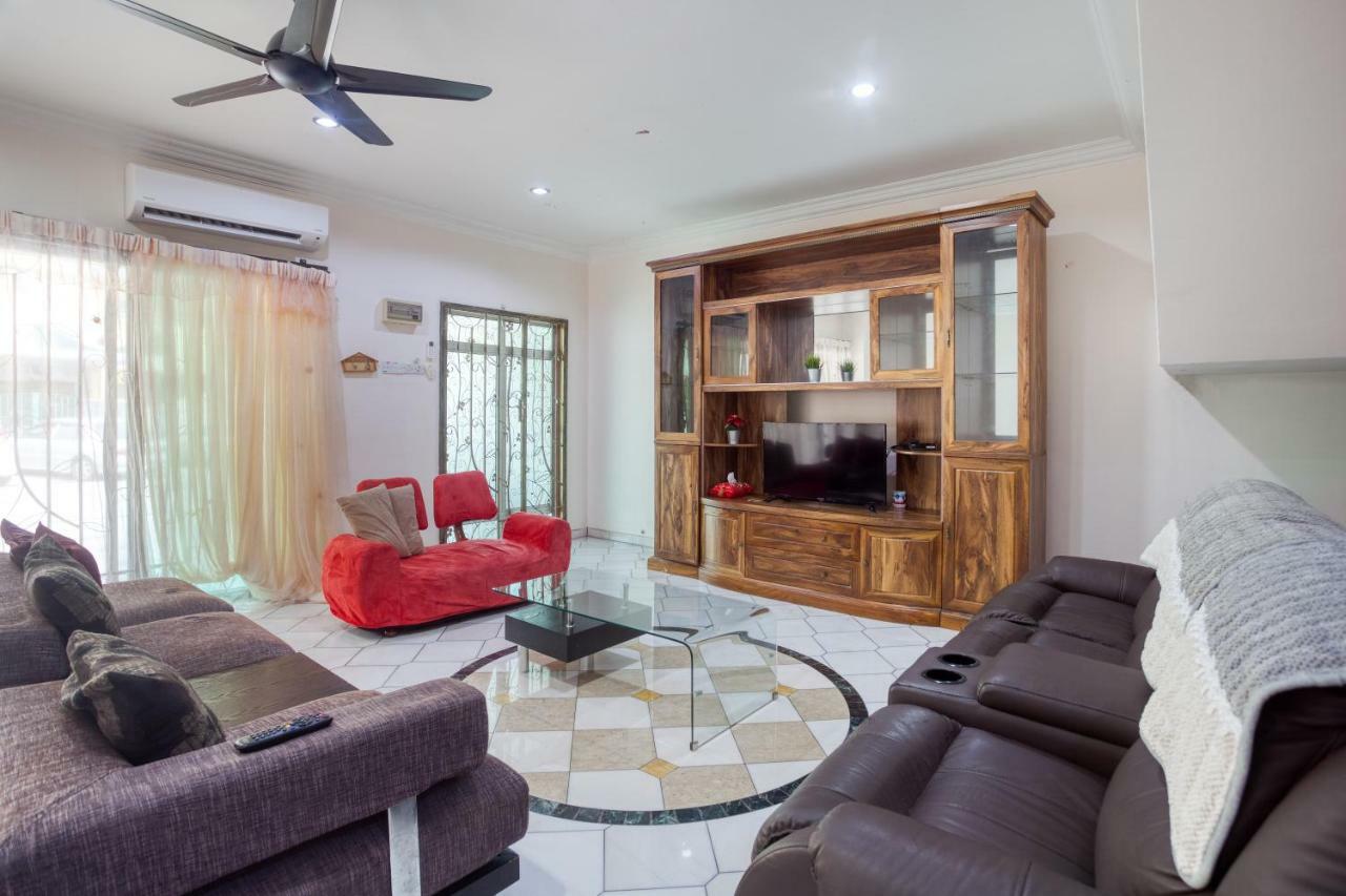 Gunung View Homestay 10 To 12 Pax Near Sunway Tambun Ipoh Exteriér fotografie